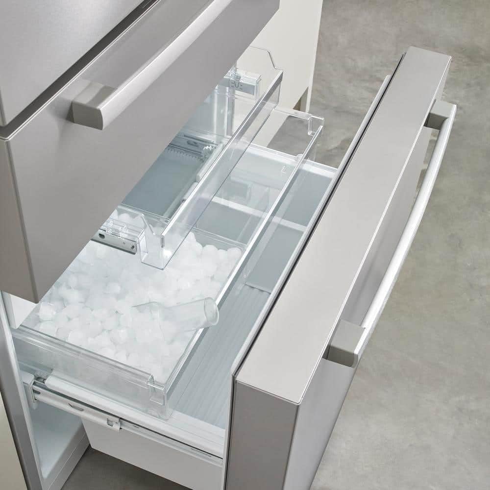 Bosch 800 Series B36CL80SNS 36 Inch Smart Freestanding Counter Depth 4 Door French Door Refrigerator with 20.5 cu. ft. Total Capacity in Stainless Steel (Bar Handle)