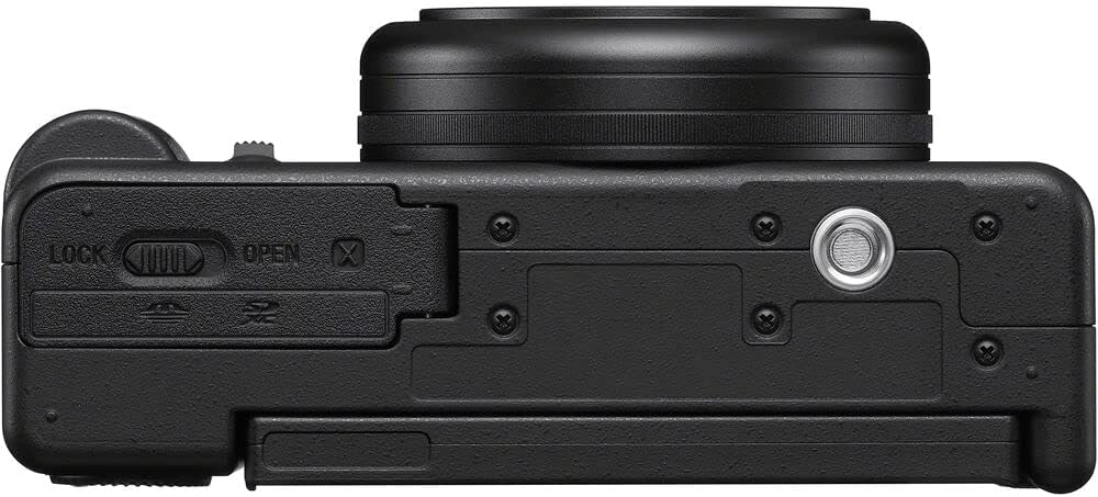 Sony ZV-1F Vlogging Camera (Black) 20.1 MP 1' Sensor | Ultra-Wide 20mm Lens |4K Video | Compact Creator Kit with Case, 64GB Card, NP-BX1 Battery, Card Reader, Photo Software, HDMI Cable and More