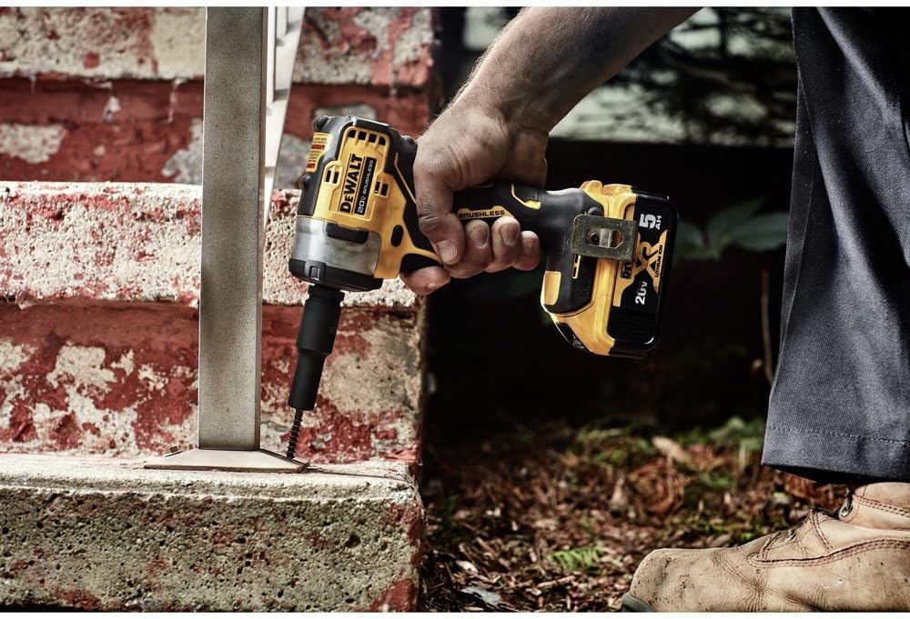 DEWALT DCF913B 20V MAX* 3/8 in. Cordless Impact Wrench with Hog Ring Anvil (Tool Only)