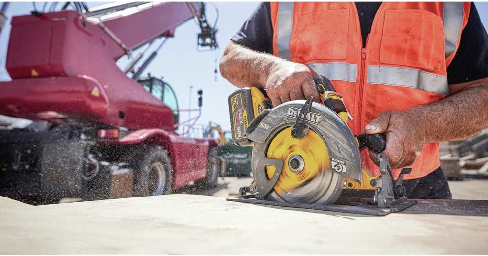 DEWALT FLEXVOLT 60V MAX* Circular Saw, 7 1/4-Inch, Brushless, Tool Only (DCS575B)