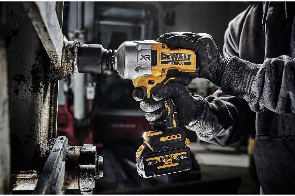 DEWALT 20V MAX Cordless Impact Wrench, 1/2' Hog Ring, High Torque, Brushless, Bare Tool Only (DCF961B)