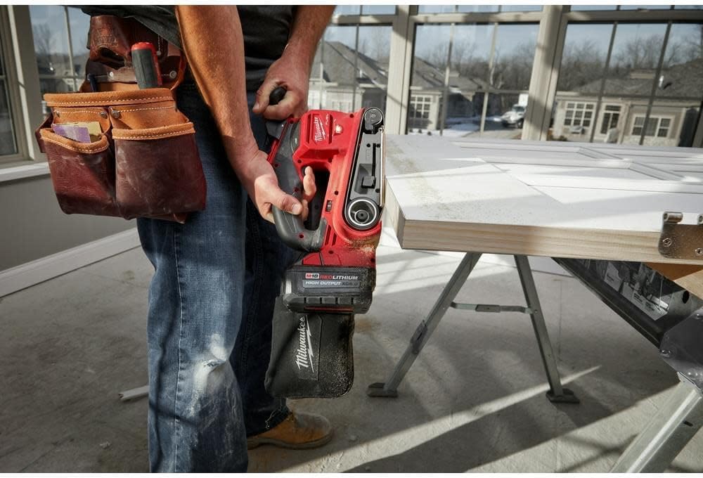 Milwaukee Electric Tool M18 Fuel 3'' x18 Belt Sander
