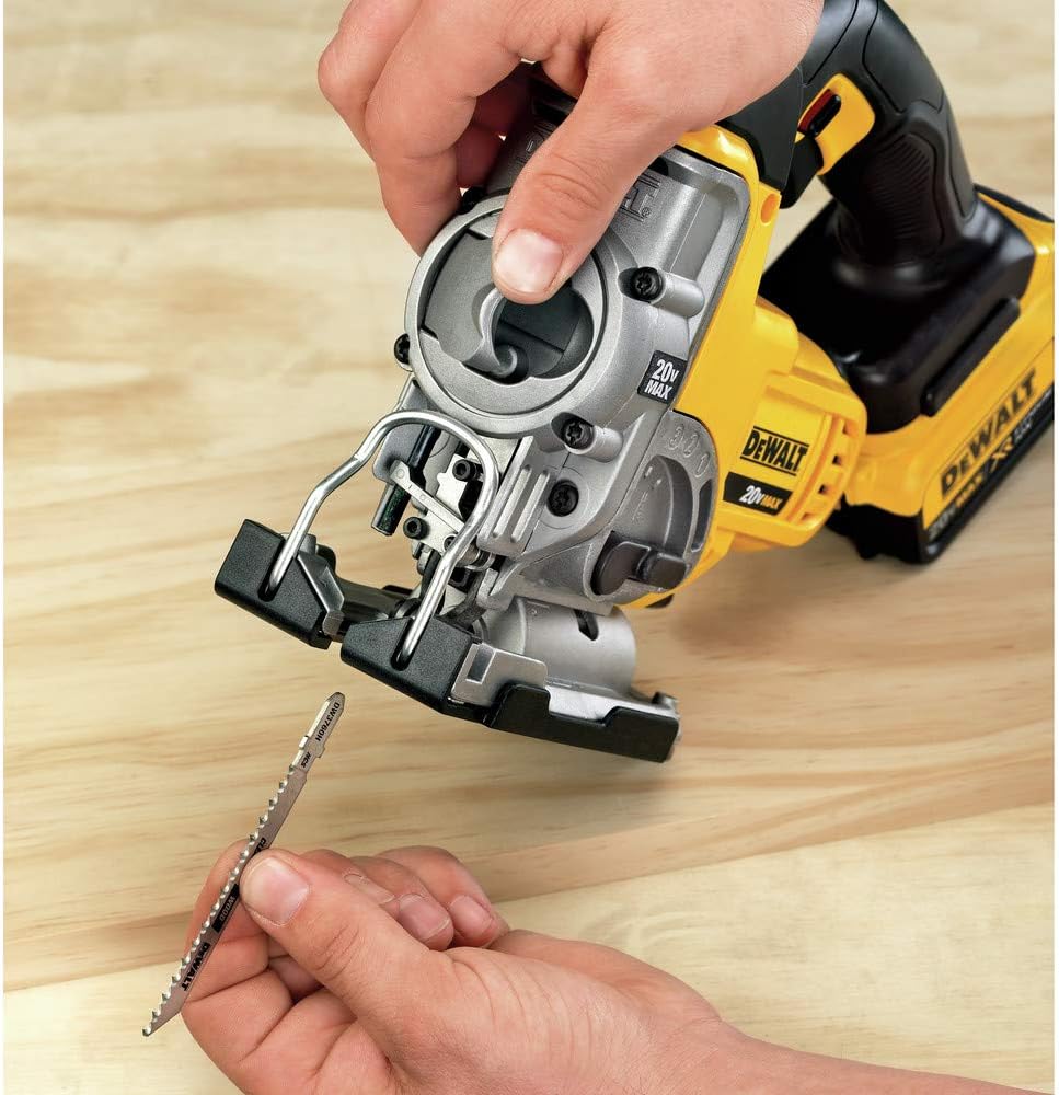 DEWALT 20V MAX Jig Saw, Cordless (DCS331M1)