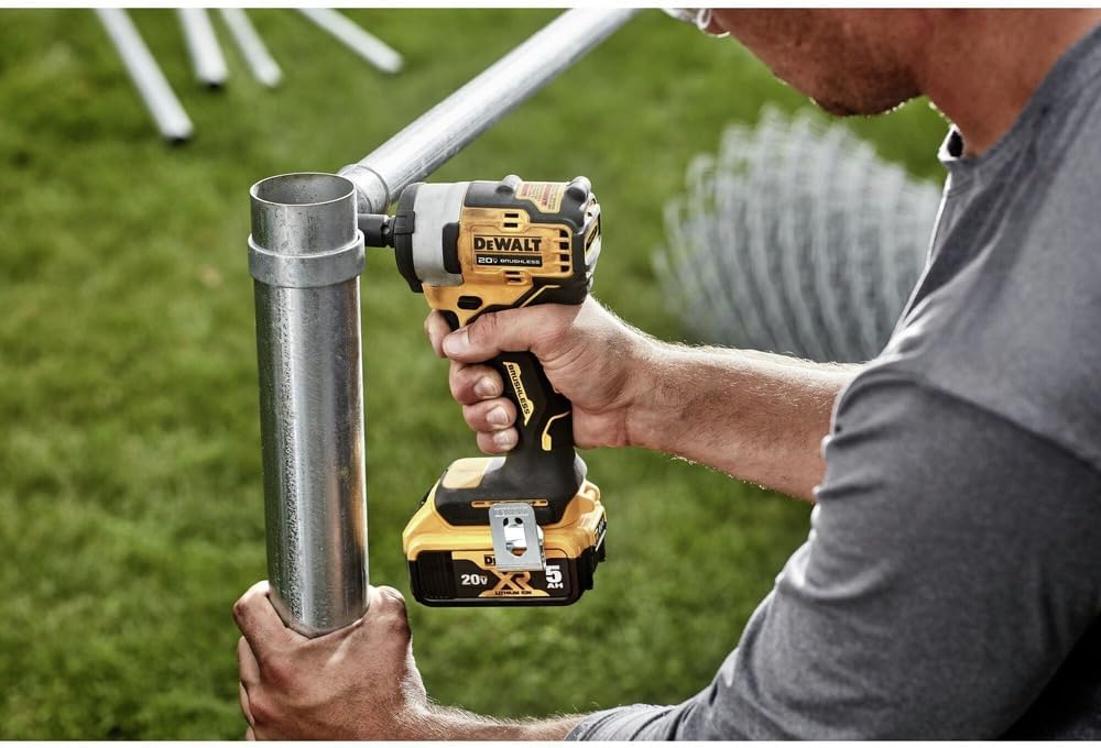 DEWALT DCF913B 20V MAX* 3/8 in. Cordless Impact Wrench with Hog Ring Anvil (Tool Only)