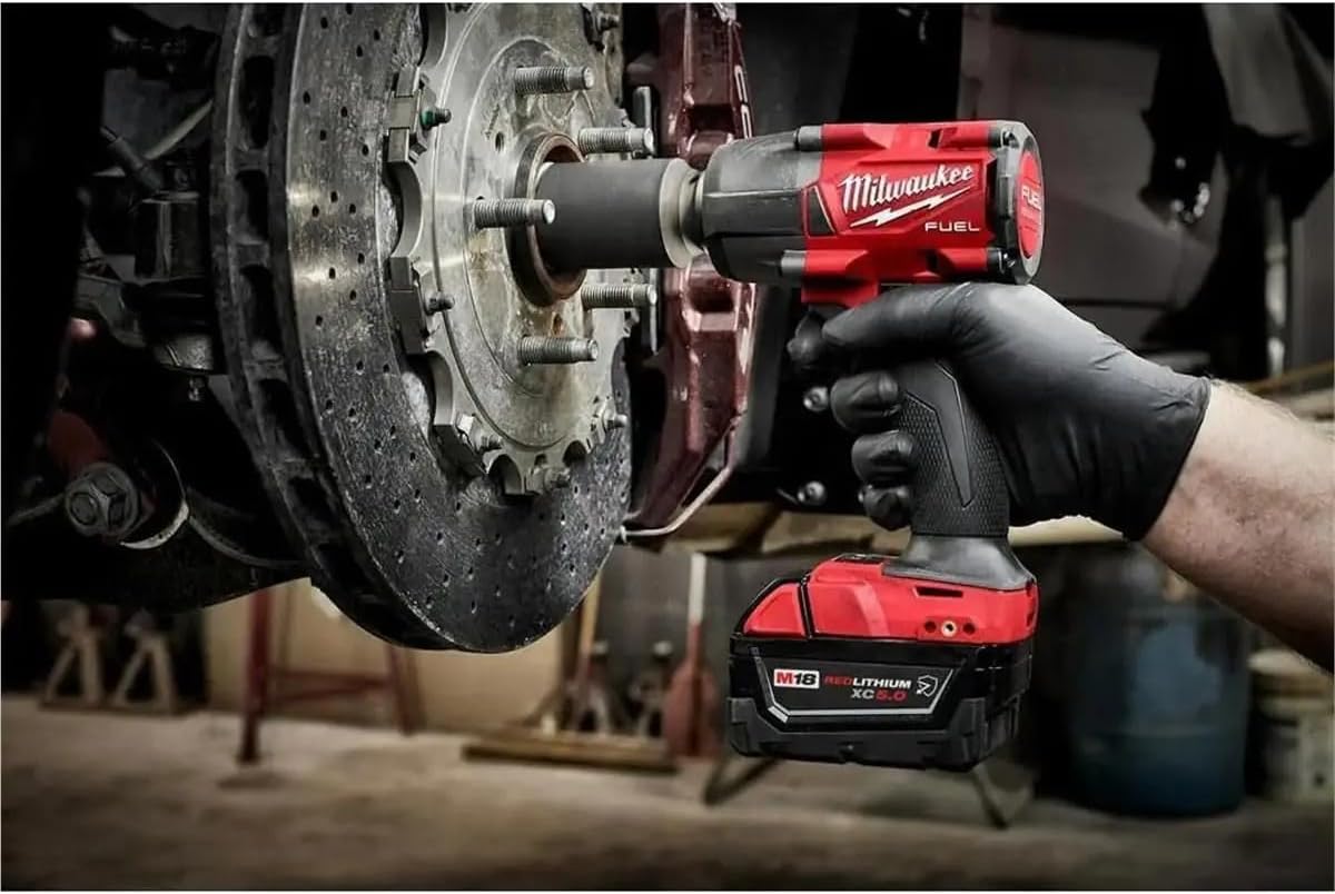 Milwaukee Electric - M18 Fuel 1/2 HTIW 3/8 MTIW Automotive Combo K