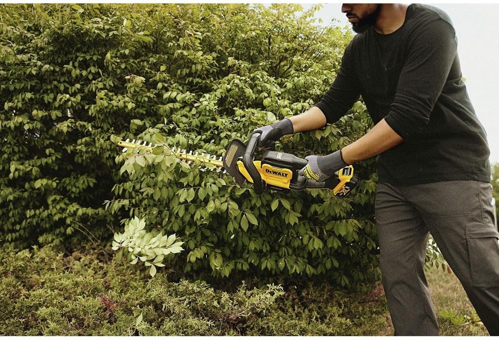 DEWALT 20V MAX 22' Cordless Hedge Trimmer, Bare Tool Only (DCHT821B)