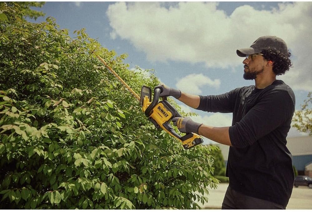 DEWALT 20V MAX 22' Cordless Hedge Trimmer, Bare Tool Only (DCHT821B)