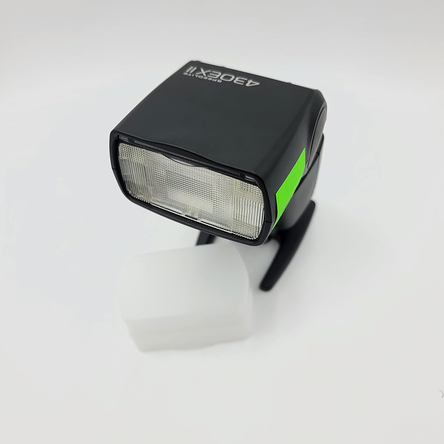 Canon Speedlite 430EX II Flash for Canon Digital SLR Cameras Bulk Packaging (White Box, New)