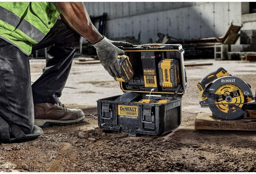 DEWALT Toughsystem 2.0 20V Dual Port Charger (DWST08050)