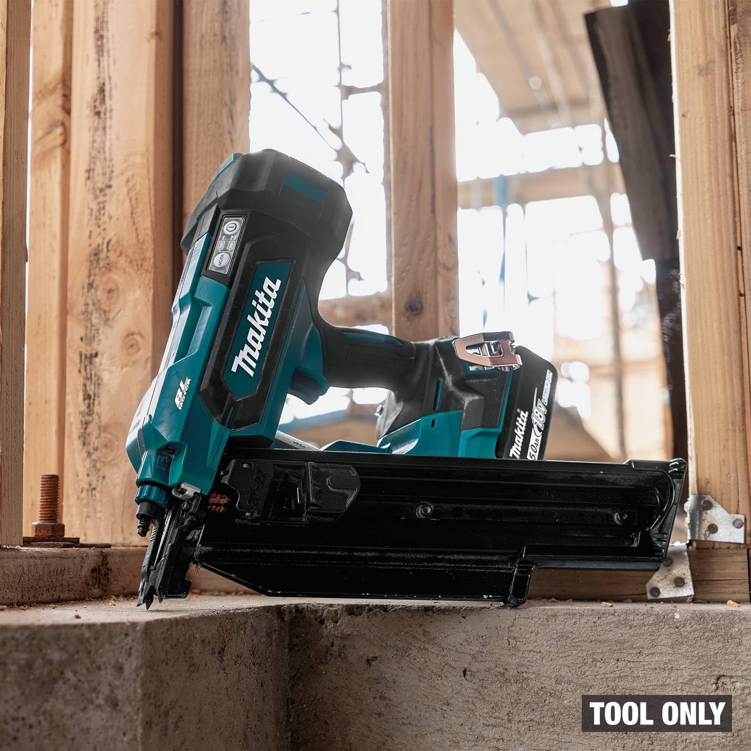 Makita XNB03Z 18V LXT® Lithium-Ion Cordless 21º Full Round Head 3-1/2' Framing Nailer, Tool Only