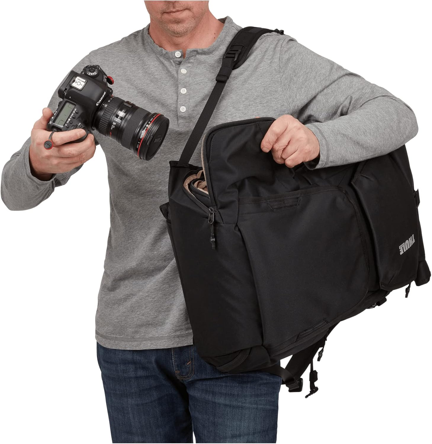 Thule Covert Camera Backpack 32L, Modular Internal Organization, Fits 15.6' Laptop & 11' Tablet, Includes Padded Shoulder Bag