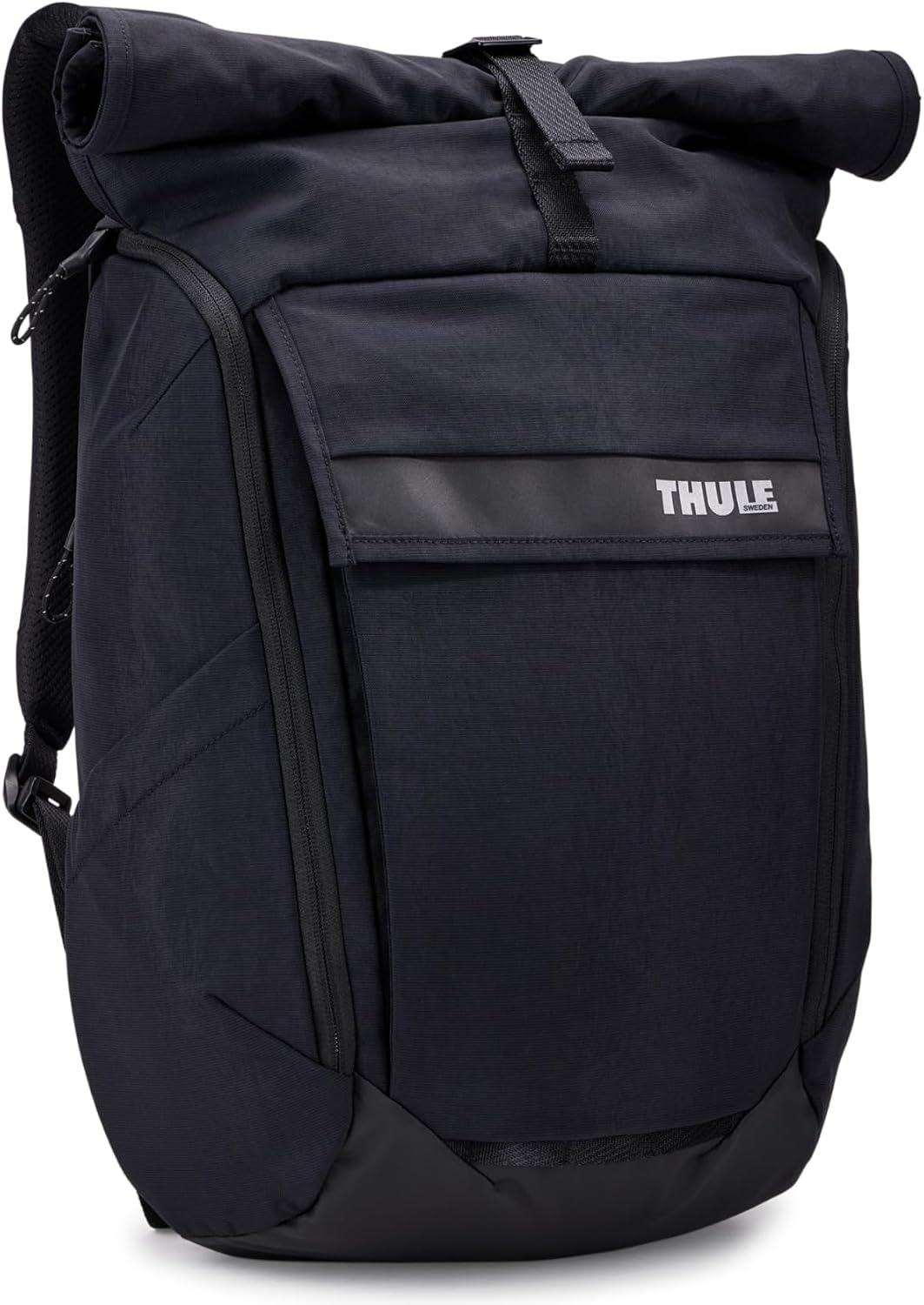 Thule Paramount 24L Backpack - Commuter Backpack with Padded Laptop Sleeve - Fits 16' laptops and 12' Tablets - Thoughtful Layout and Organization
