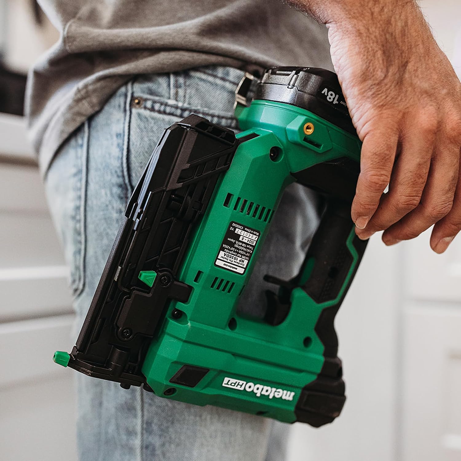 Metabo HPT 18V MultiVolt Cordless Compact Pin Nailer Kit, 23 Gauge Nailer with Power Tool 2.0Ah Lithium Ion Battery, Drives 5/8' to 1-3/8' Headless Pin Nails, 5-Year Warranty, NP1835DA