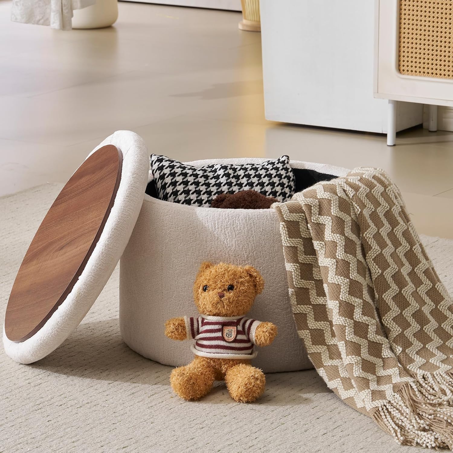 Modern Round Storage Ottoman, Chenille Ottoman Foot Stools, Ottoman Footstool with Removable Lid, Storage Ottoman for Living Room, Multi-Functional Footrest, White