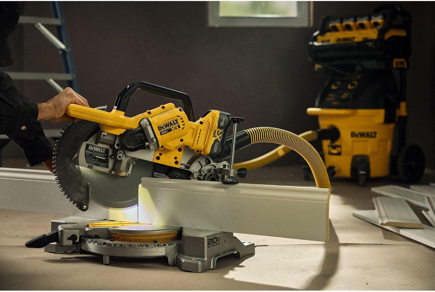 DEWALT 20V MAX XR 10 in. Double Bevel Fixed Miter Saw Kit (DCS714WW1)