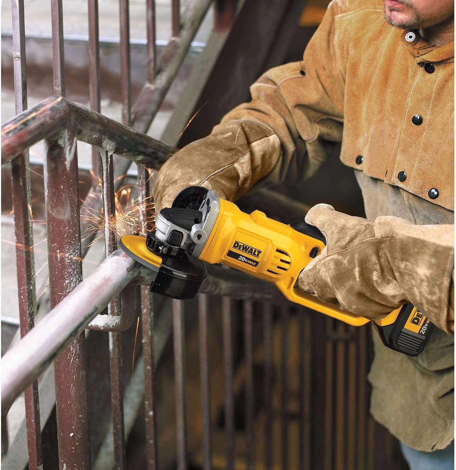 DEWALT DCG412B 20V MAX* Lithium Ion 4-1/2' Grinder (Tool Only)