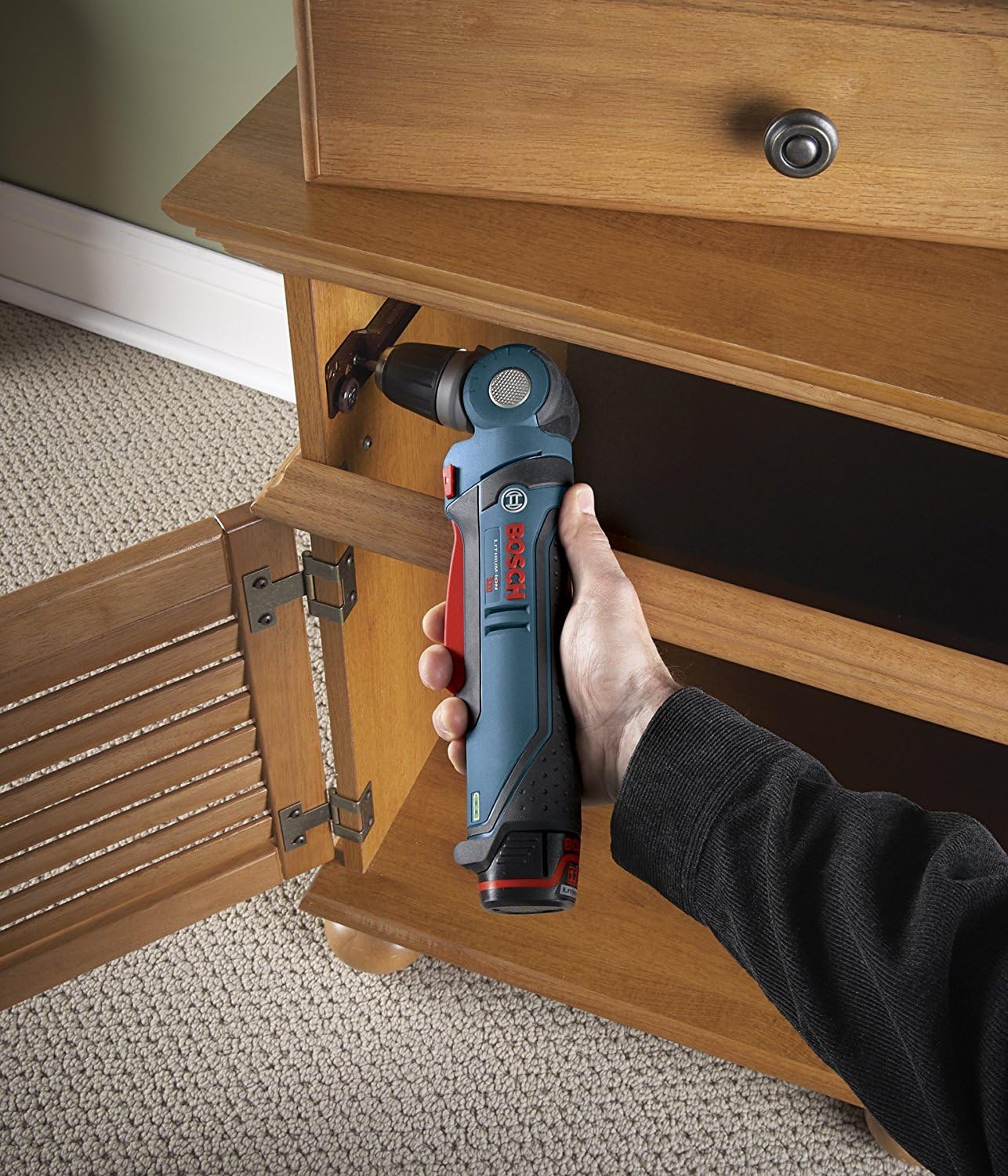 BOSCH PS11-102 12V Max 3/8 In. Right Angle Drill/Driver Kit with 2.0Ah Lithium Ion Battery