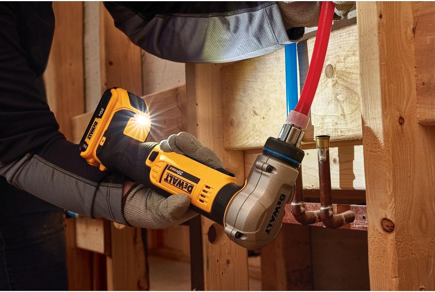 DEWALT 20V MAX* PEX Expander Tool Kit, 1-Inch (DCE400D2)