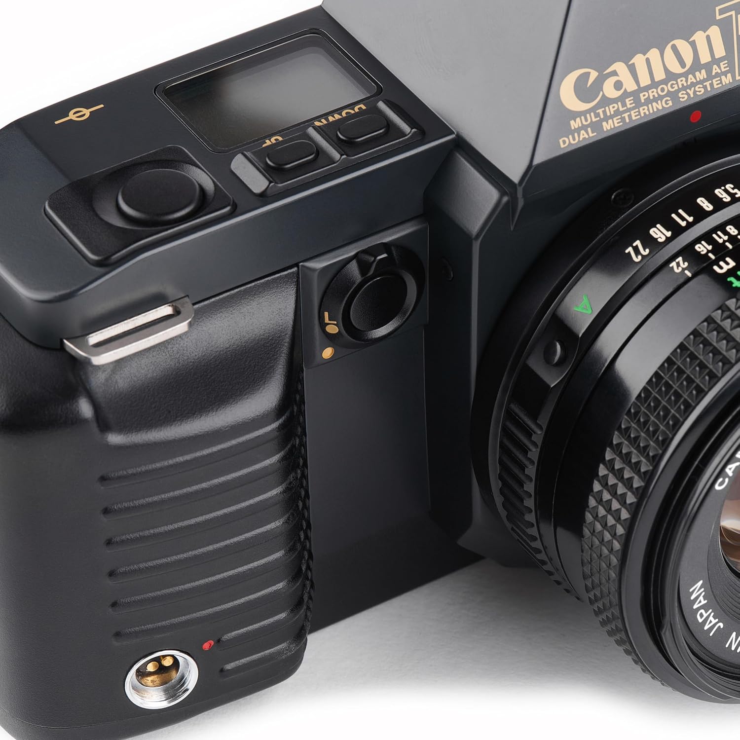 Canon T70 35MM SLR Film Camera kit With FD mount Zoom Lens Works with Color and B&W film. (Renewed)