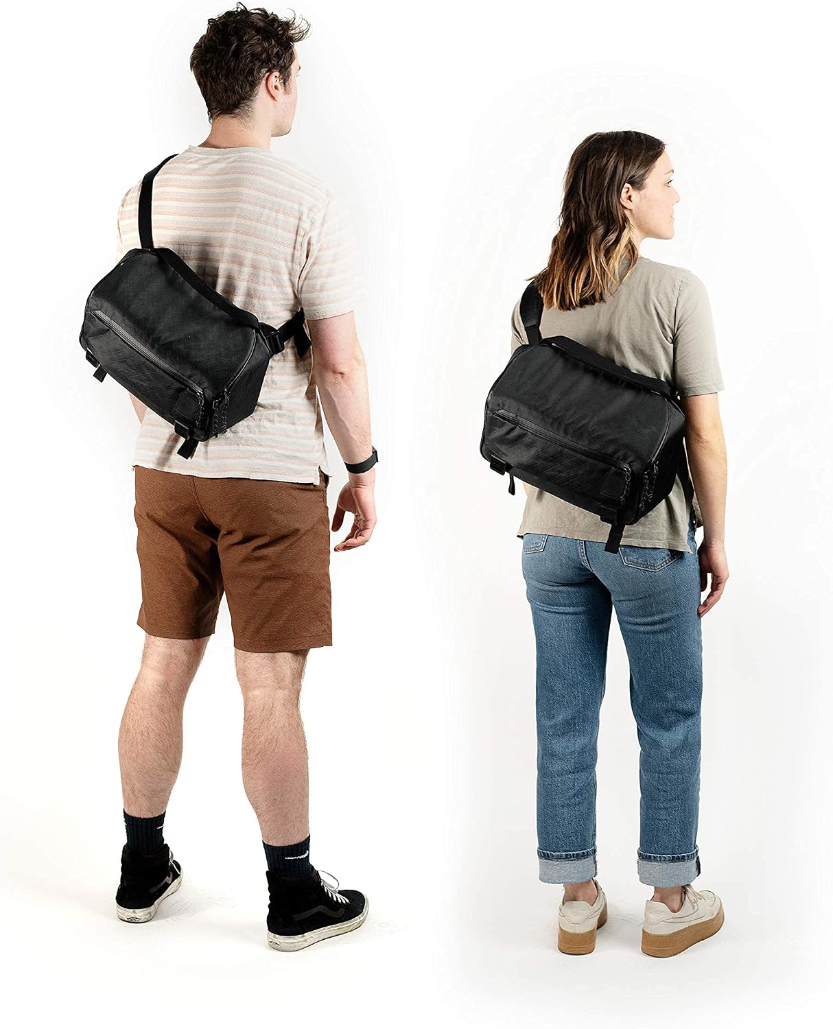 Moment Rugged Camera Sling – 6L & 10L Waterproof Crossbody Bag for DSLR & Mirrorless Cameras [10L - Black]