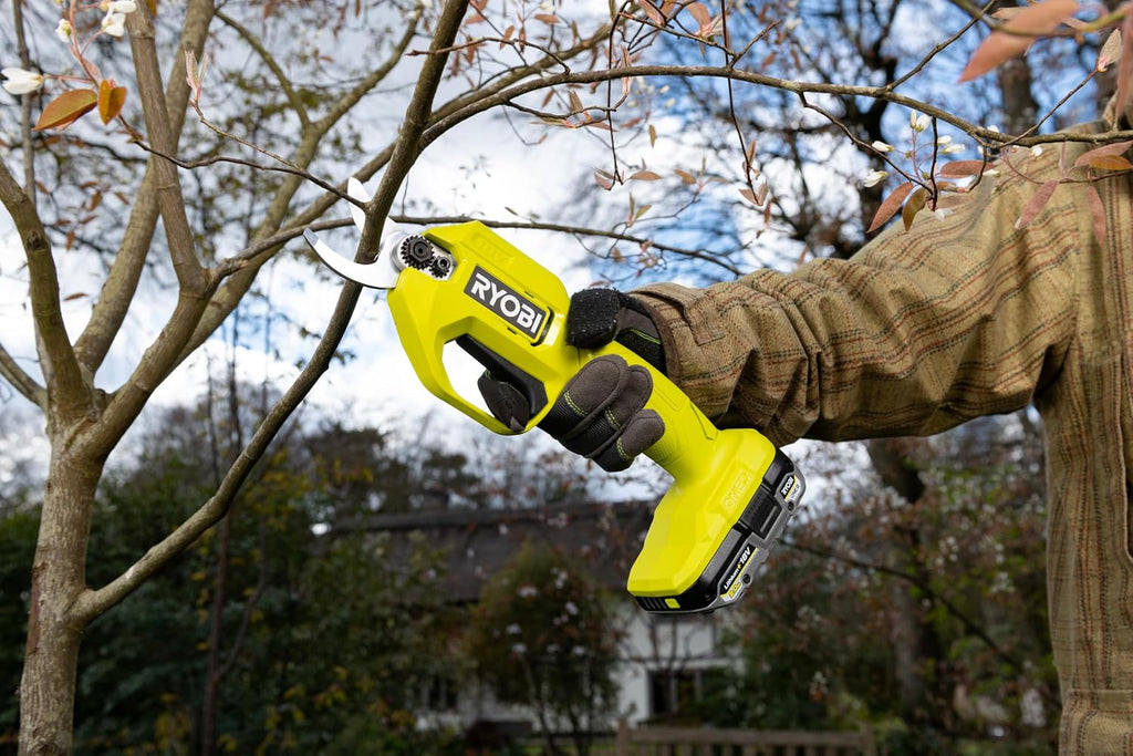 Ryobi RY18SCA-0 18V ONE+ Cordless Secateurs (Bare Tool), Black