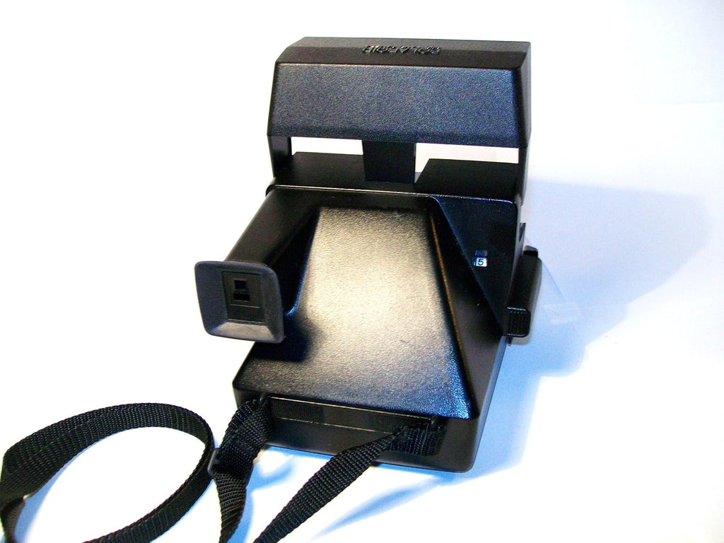 Polaroid Sun 660 SE Instant Film Camera – Autofocus 600-Type Camera with Built-In Flash – Vintage Refurbished (Renewed)
