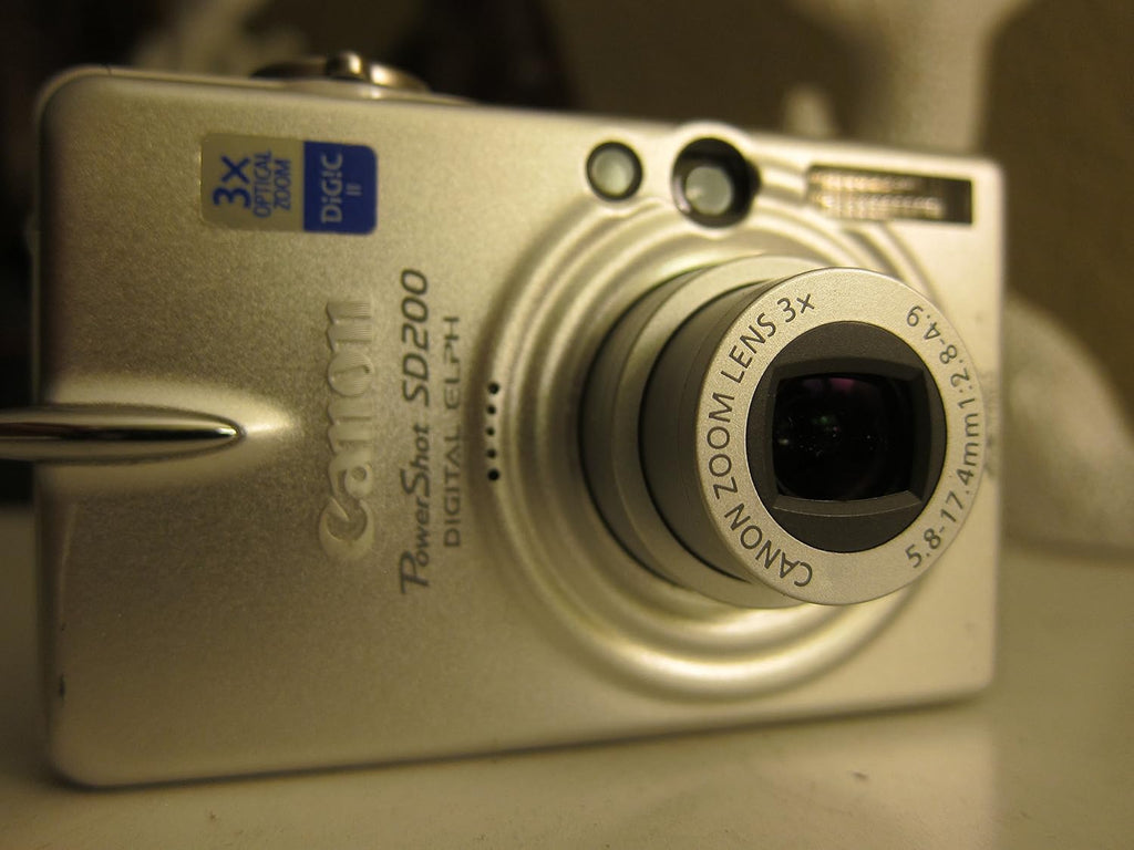 Canon Powershot SD200 3.2MP Digital Elph Camera with 3x Optical Zoom (OLD MODEL)