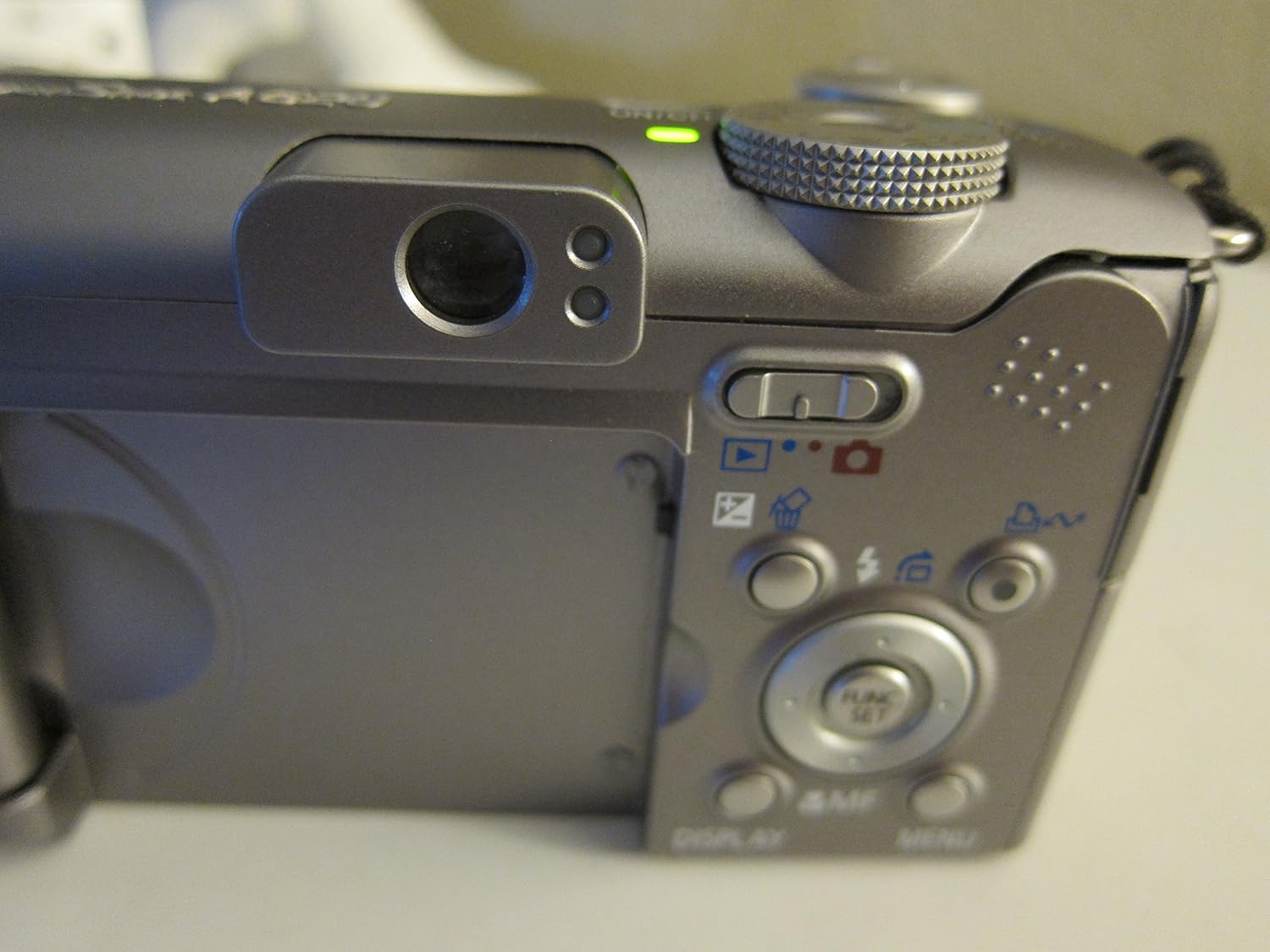Canon Powershot A620 7.1MP Digital Camera with 4x Optical Zoom