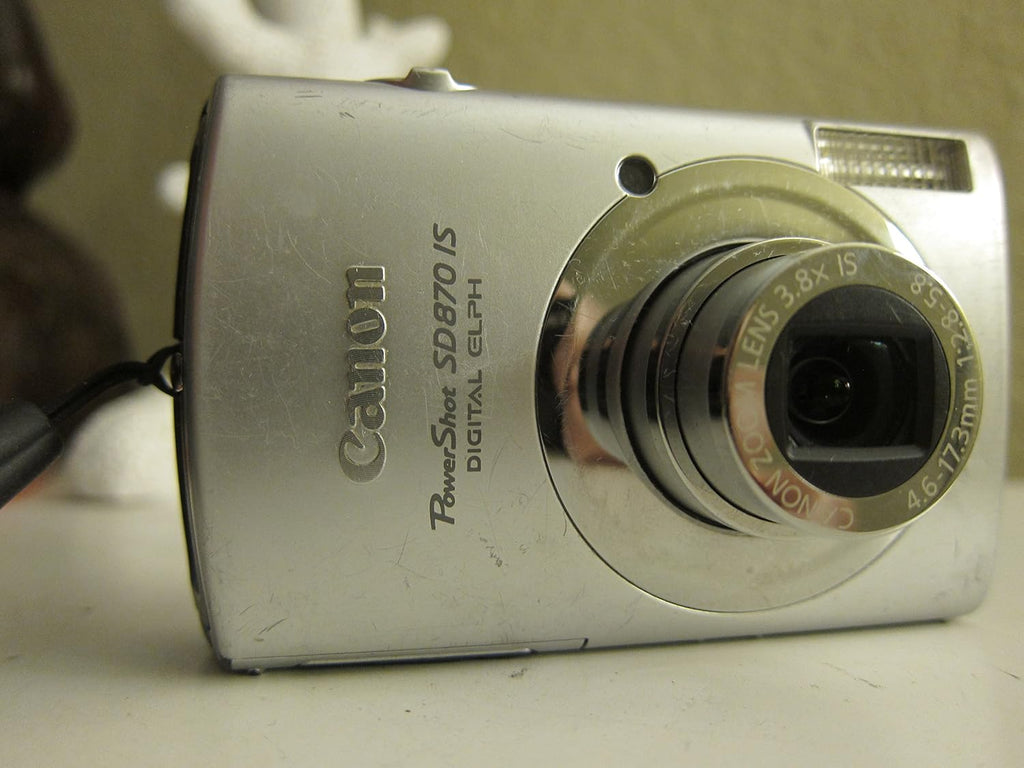 Canon PowerShot SD870IS 8MP Digital Camera with 3.8x Wide Angle Optical Image Stabilized Zoom (Black)
