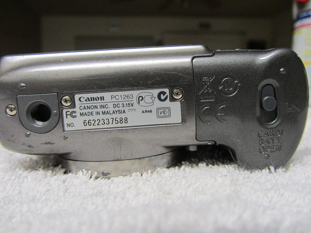 Canon PowerShot A590IS 8MP Digital Camera with 4x Optical Image Stabilized Zoom (OLD MODEL)