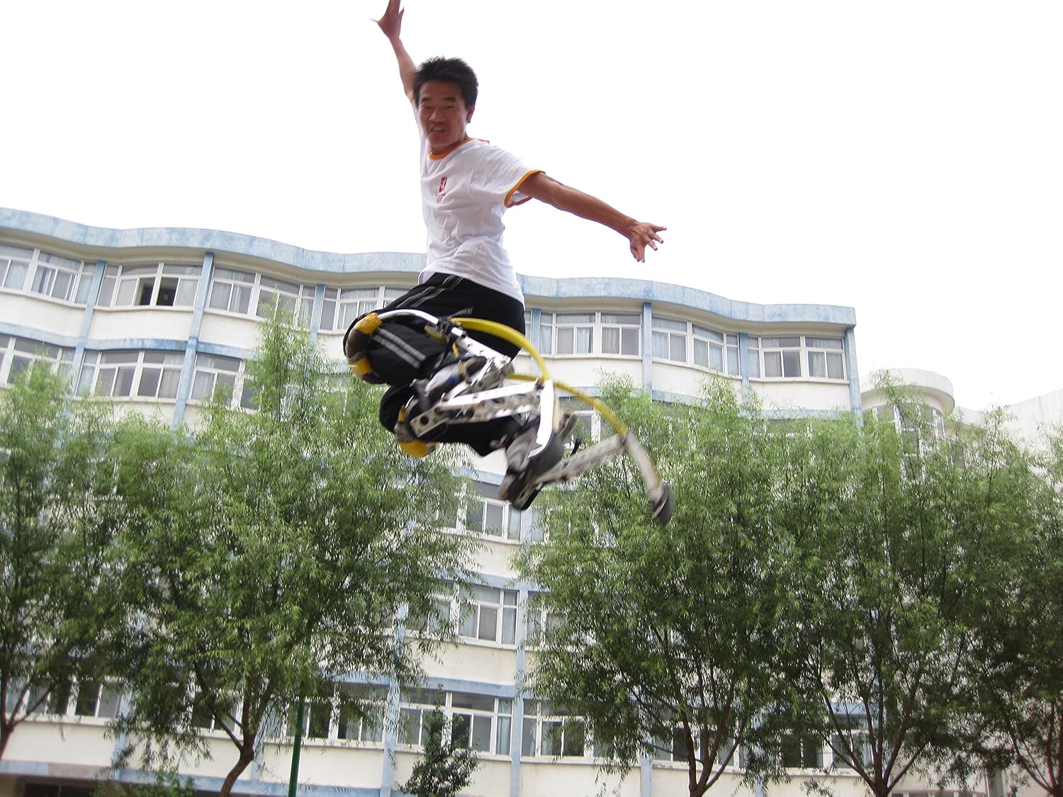 Skyrunner Adult Kangaroo Shoes Men Jumping Stilts Men Women Fitness Exercise (155~200 Ibs/70~90kg) Bouncing Shoes