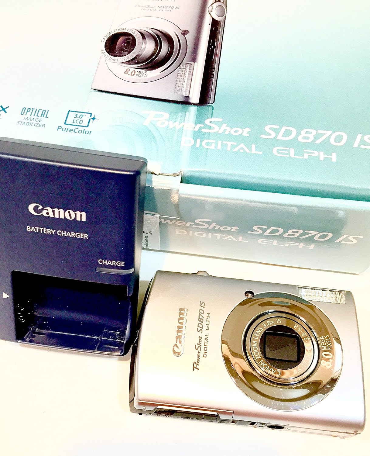 Canon PowerShot SD870IS 8MP Digital Camera with 3.8x Wide Angle Optical Image Stabilized Zoom (Silver)