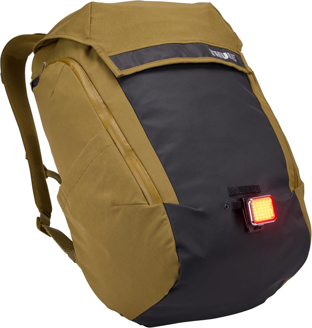 Thule Paramount Bike Commuter Backpack - 28L Capacity - Adjustable fit - 16' Padded Laptop Sleeve and 11' Tablet Pocket - Helmet Attachment - Accessible Side Phone Pocket - Taillight Loop