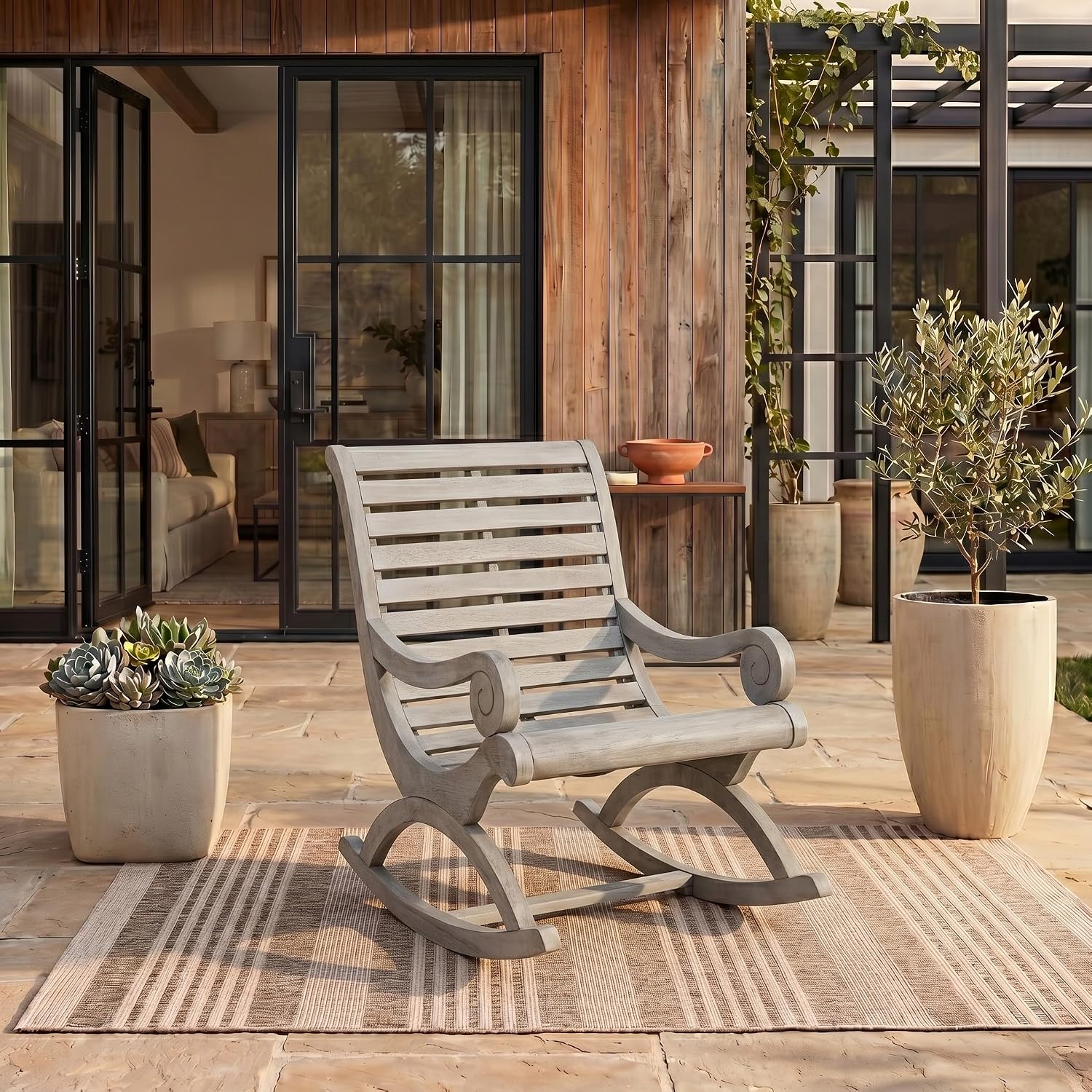 SAFAVIEH Outdoor - Sonora Rocking Chair - Grey - Solid Wood - Transitional British Slatted Design - Ideal for Patio, Deck, Porch, Backyard, 17.7' Seat Height (PAT7016A)
