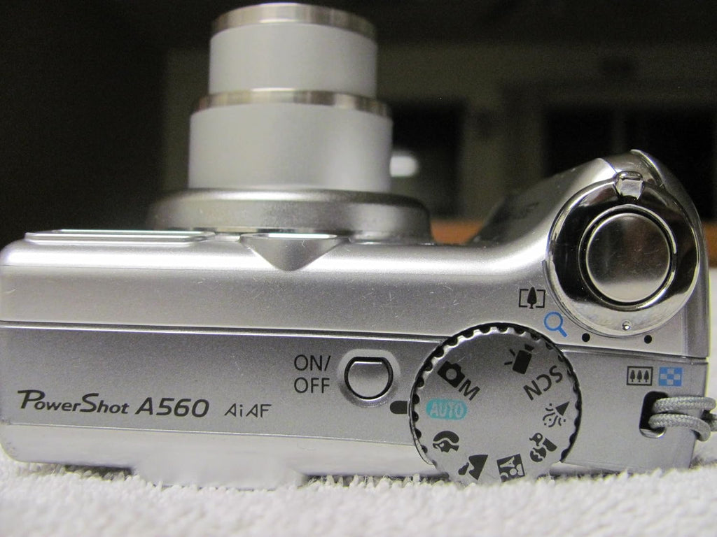 Canon PowerShot A560 7.1MP Digital Camera with 4x Optical Zoom (OLD MODEL)